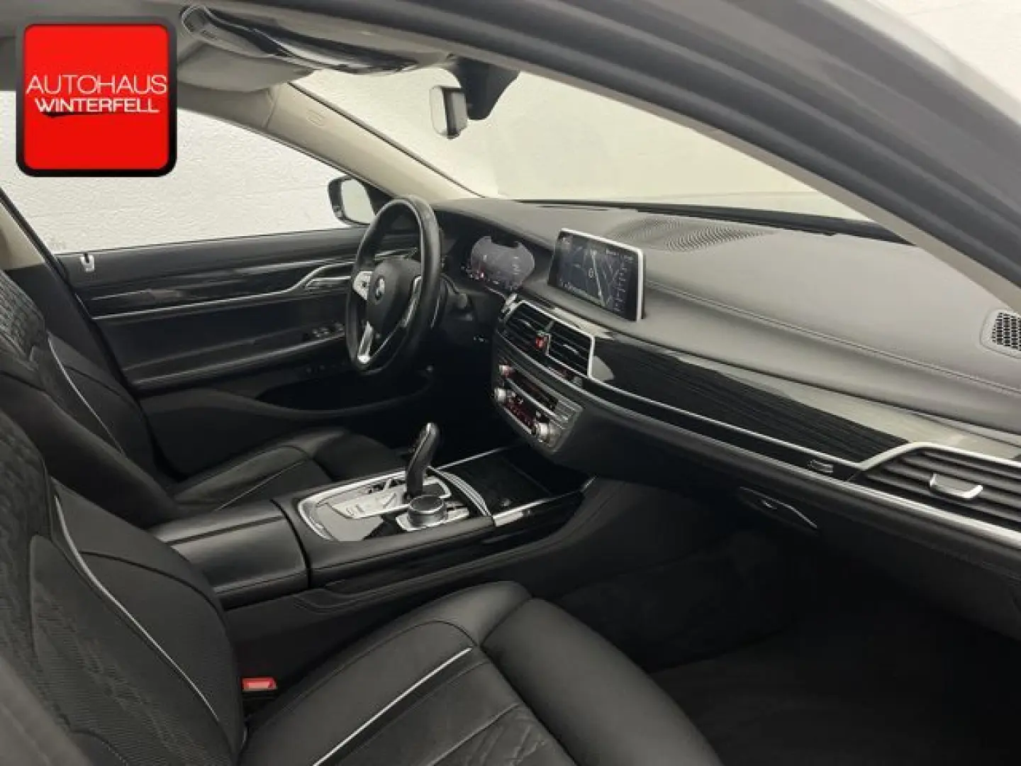 BMW 750 i xDrive M SPORT PURE+LASER+SOFT