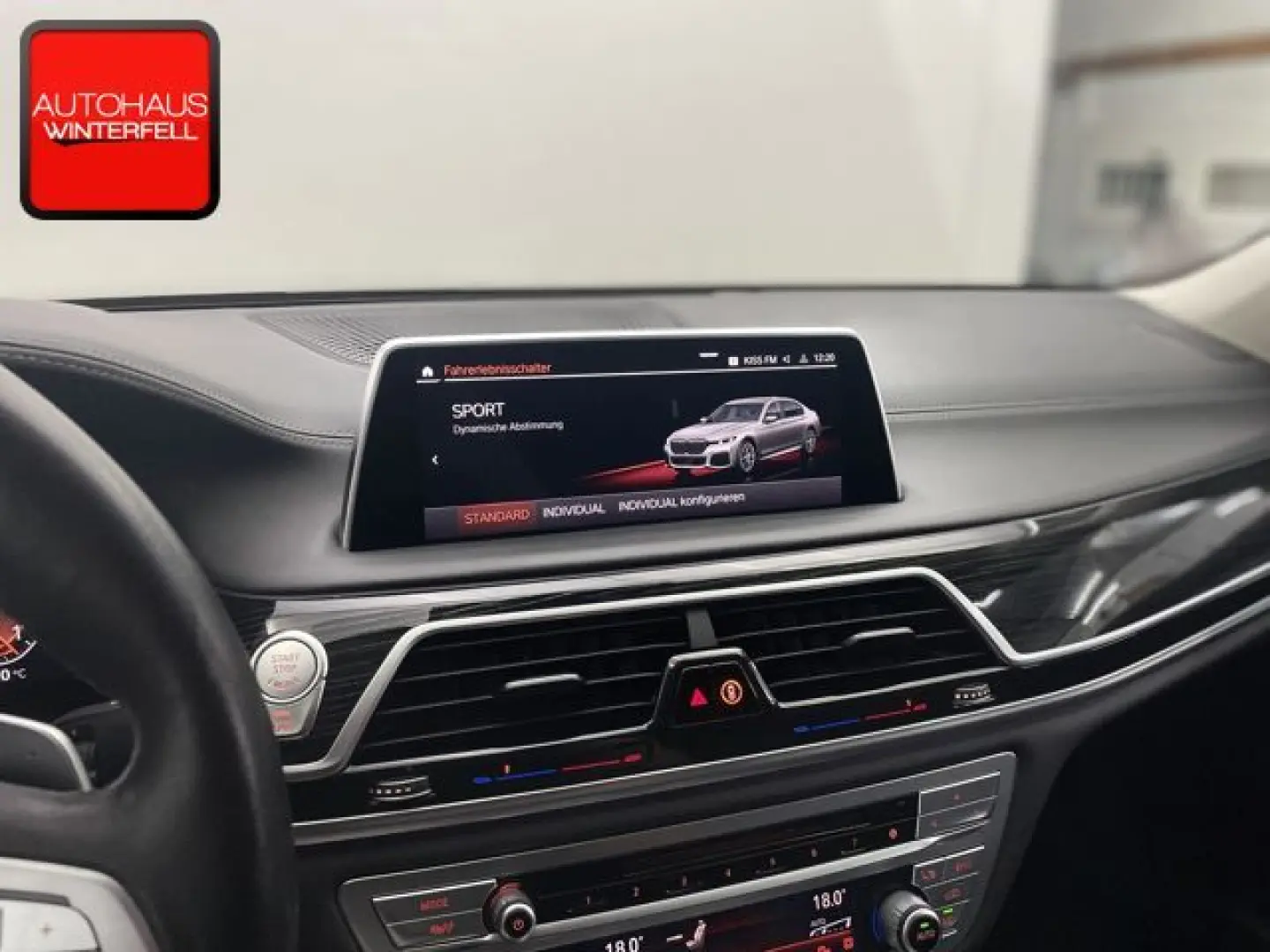 BMW 750 i xDrive M SPORT PURE+LASER+SOFT