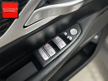 BMW 750 i xDrive M SPORT PURE+LASER+SOFT