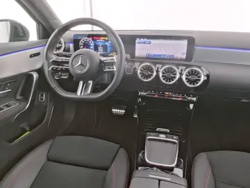A 250 e AMG/Night/Advanced/Multibeam/Kamera/DAB