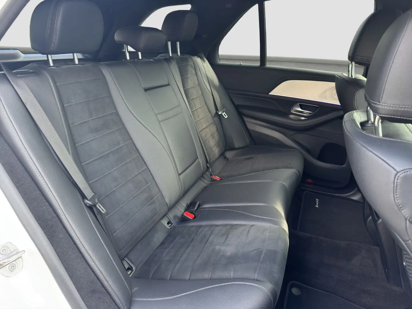 GLE 450 4M AMG DISTR AIRMATIC AHK M-BEAM Pano