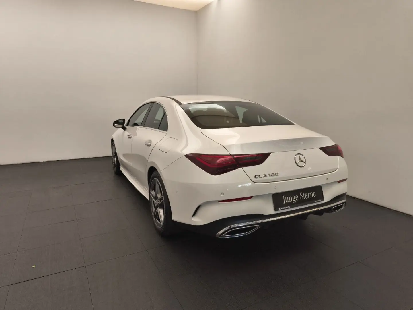 CLA 180 Coupé AMG Advanced+ Carplay KeyGo Kamera