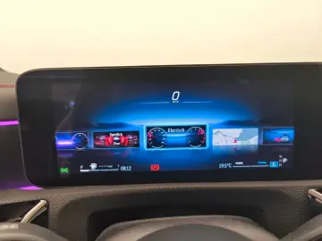 CLA 180 Coupé AMG Advanced+ Carplay KeyGo Kamera