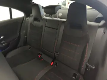 CLA 180 Coupé AMG Advanced+ Carplay KeyGo Kamera