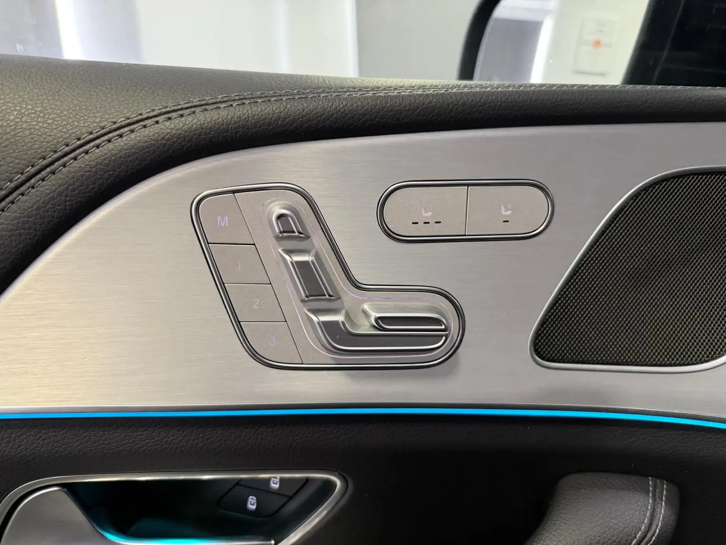 GLE 400 d 4M AMG*PANO*HUD*AIRMATIK*AHK*22 ZOLL*