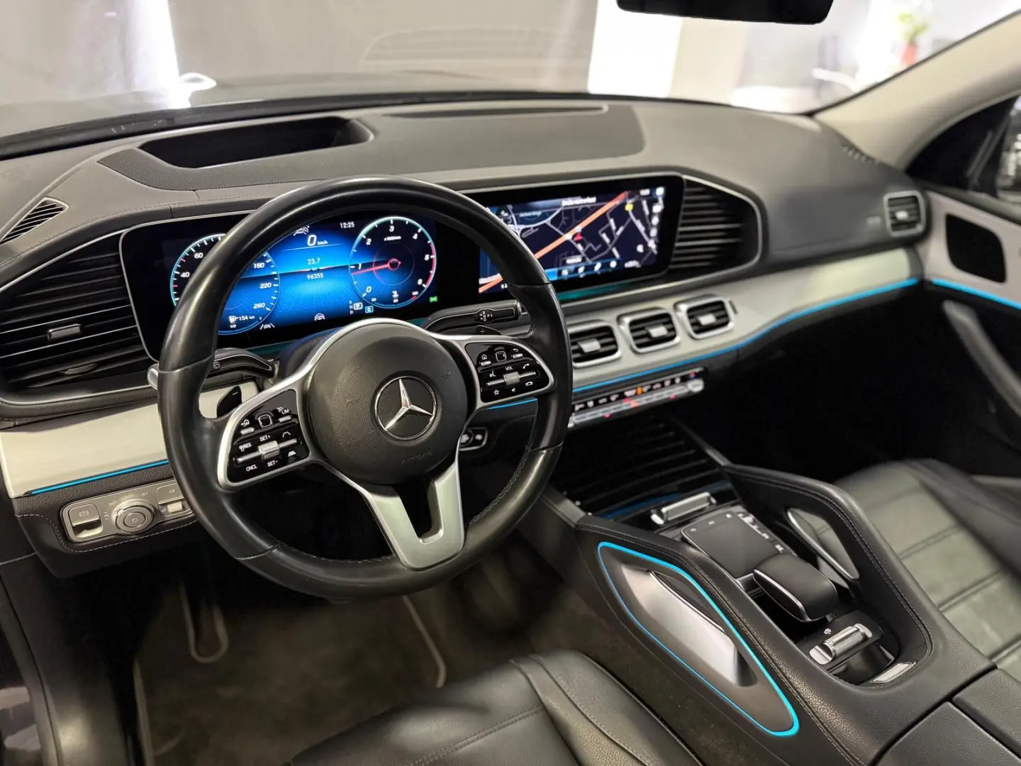 GLE 400 d 4M AMG*PANO*HUD*AIRMATIK*AHK*22 ZOLL*