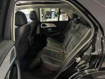 GLE 400 d 4M AMG*PANO*HUD*AIRMATIK*AHK*22 ZOLL*