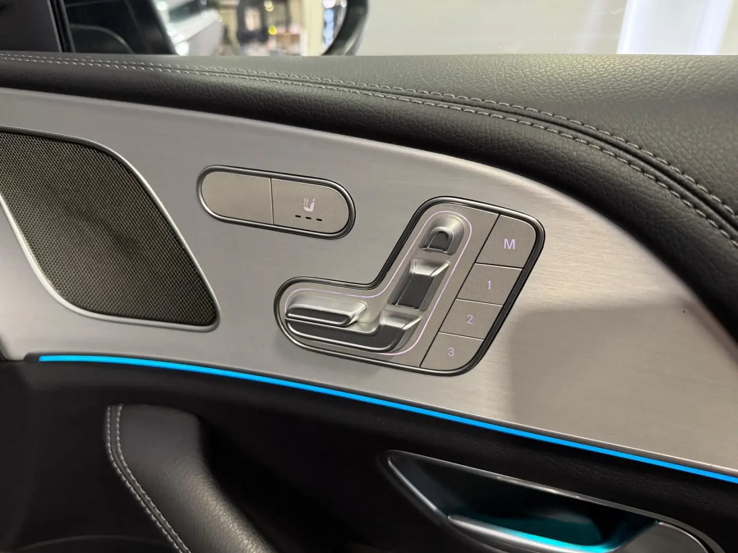 GLE 400 d 4M AMG*PANO*HUD*AIRMATIK*AHK*22 ZOLL*