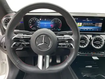 CLA 180 Coupe AMG +MBUX+Wide+Navi+W-Paket+S-Sitz