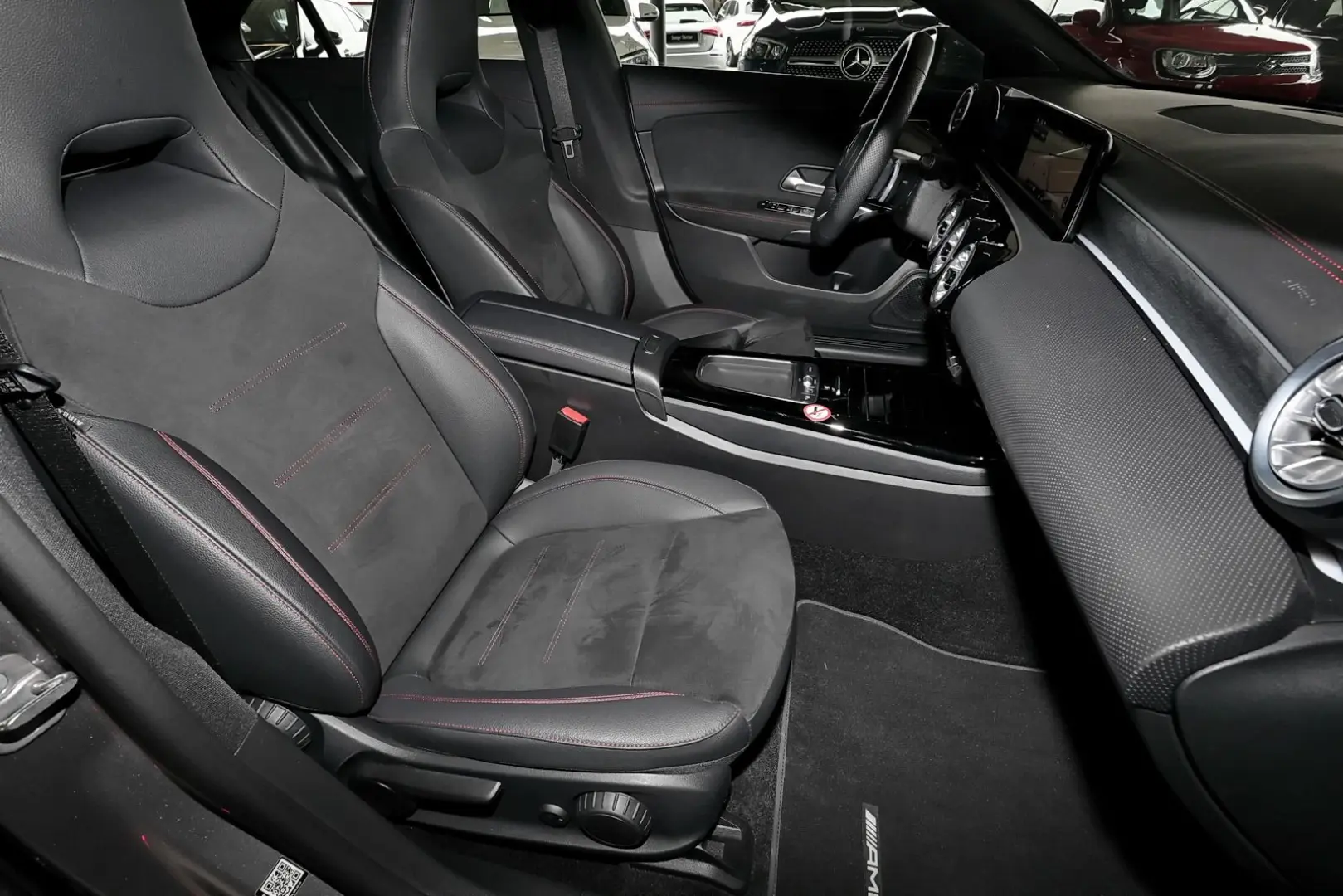 CLA 180 Coupé AMG CARPLAY+KAMERA+MBUX+LED+18