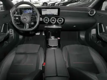 CLA 180 Coupé AMG CARPLAY+KAMERA+MBUX+LED+18