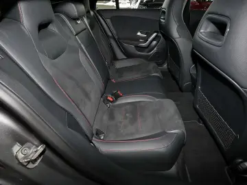 CLA 180 Coupé AMG CARPLAY+KAMERA+MBUX+LED+18