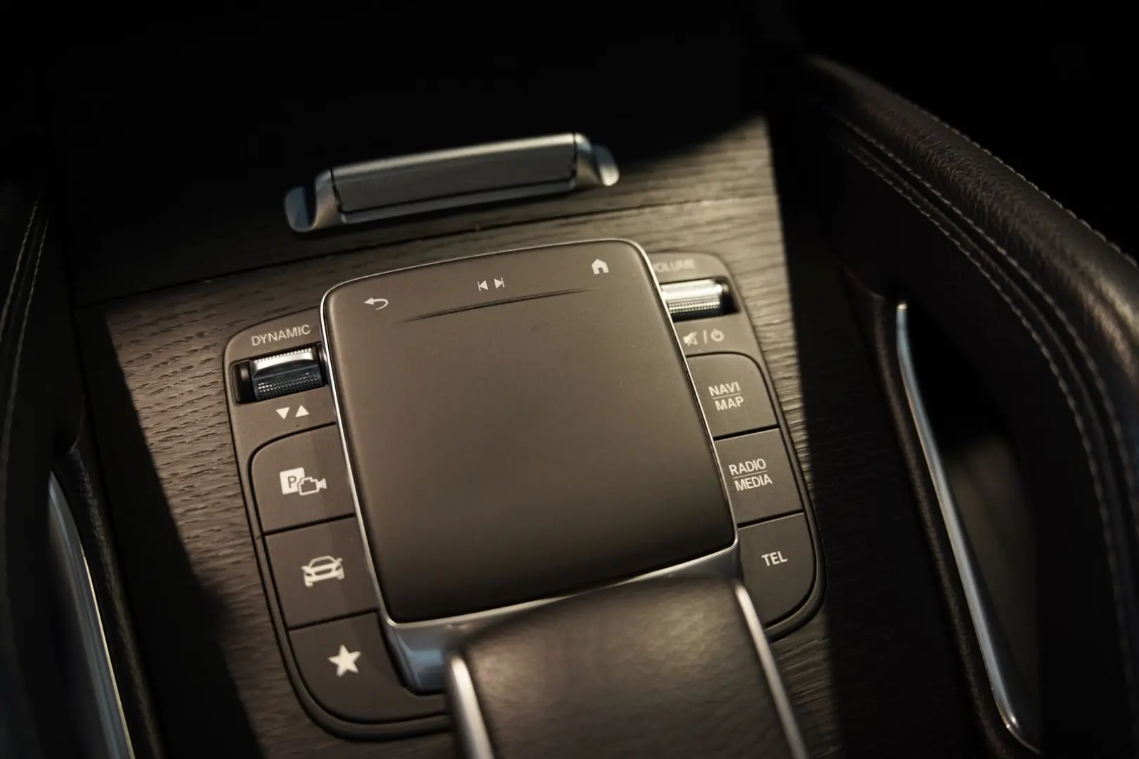 GLE 400 d 4M AMG Line *2.H *21 *Pano*LUFT*Night