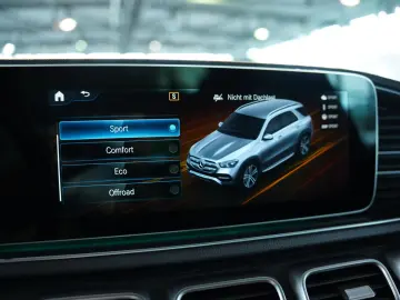 GLE 400 d 4M AMG Line *2.H *21 *Pano*LUFT*Night