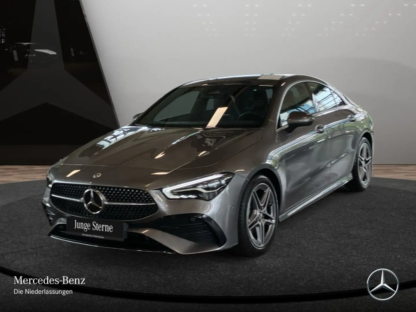 CLA 180 Coupe AMG Advanced PLUS VZ-Ass/RüKam