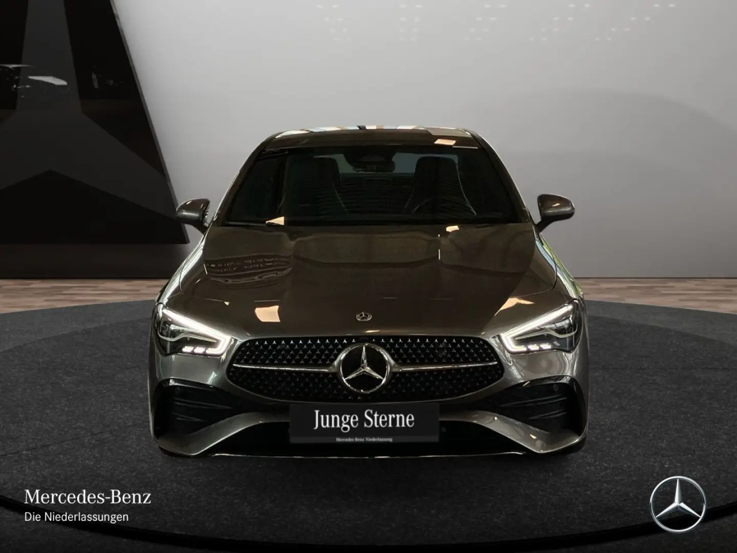 CLA 180 Coupe AMG Advanced PLUS VZ-Ass/RüKam