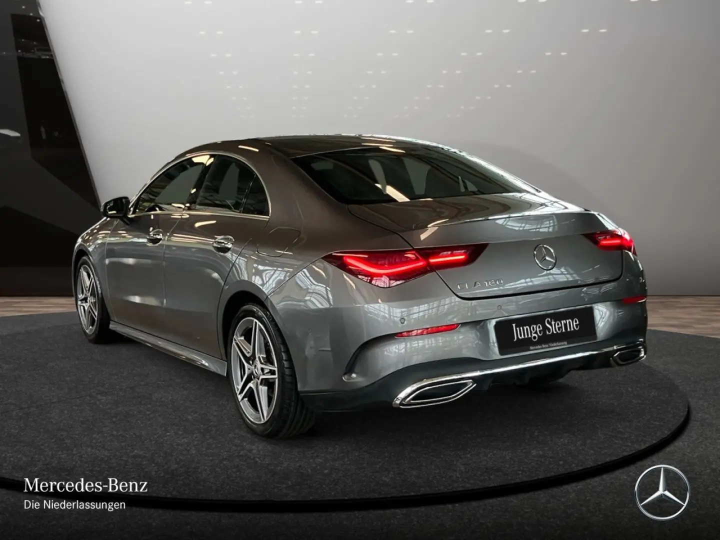 CLA 180 Coupe AMG Advanced PLUS VZ-Ass/RüKam