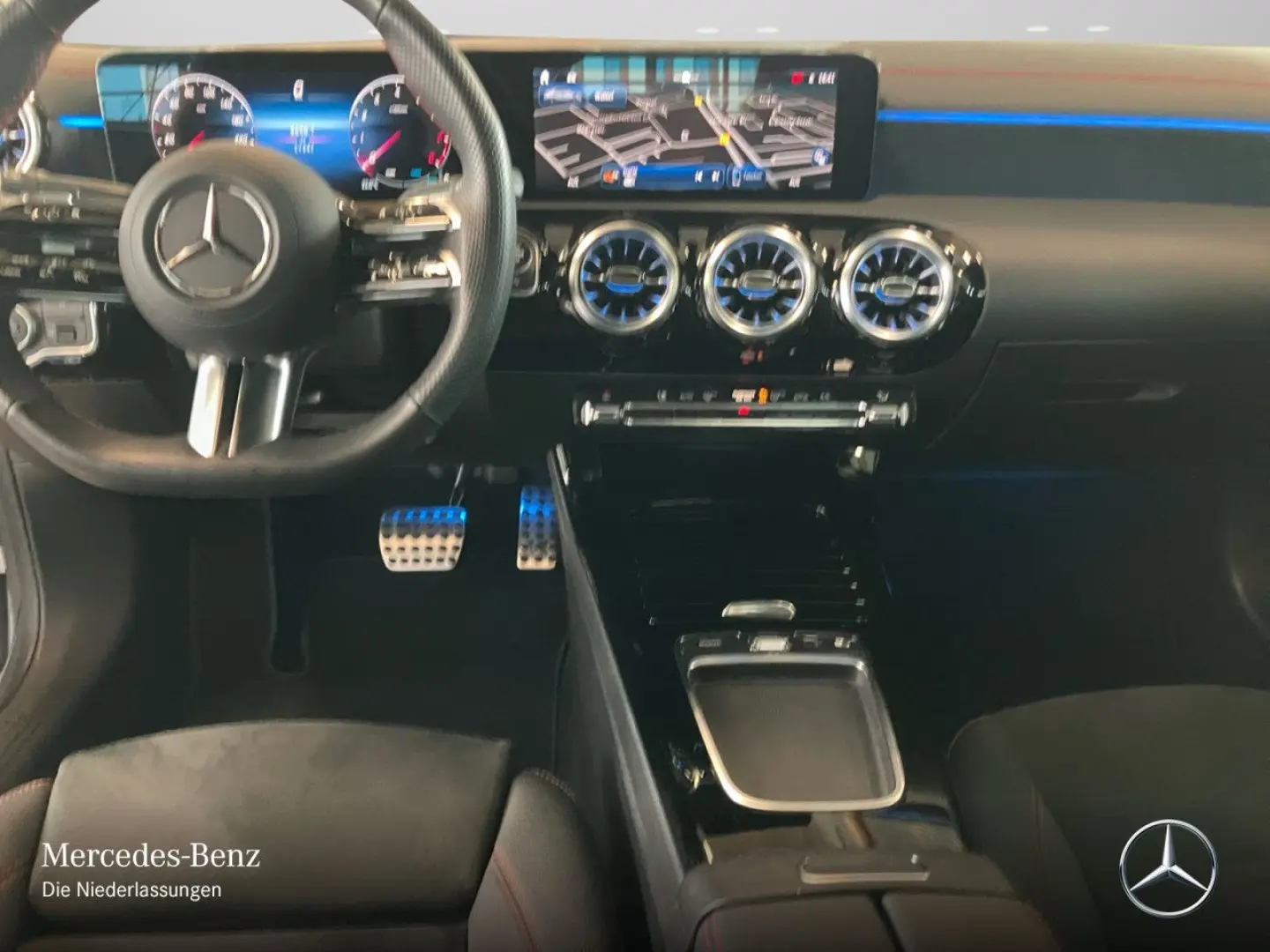 CLA 180 Coupe AMG Advanced PLUS VZ-Ass/RüKam