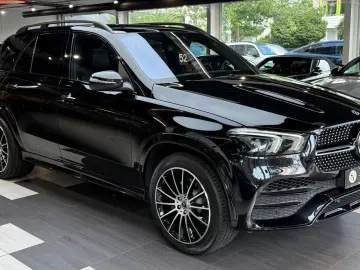 GLE 400 d 4Matic AMG*E-Aktive*Pano*HuD*StHzg*AHK
