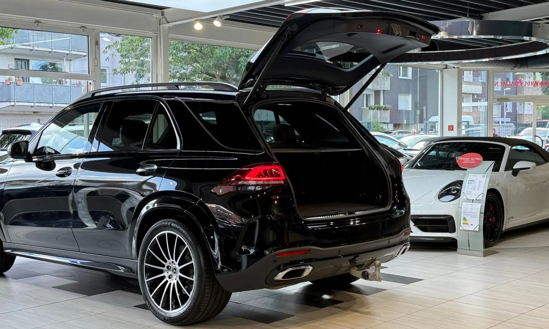 GLE 400 d 4Matic AMG*E-Aktive*Pano*HuD*StHzg*AHK