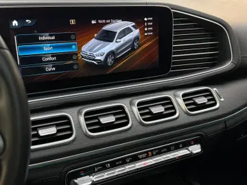 GLE 400 d 4Matic AMG*E-Aktive*Pano*HuD*StHzg*AHK