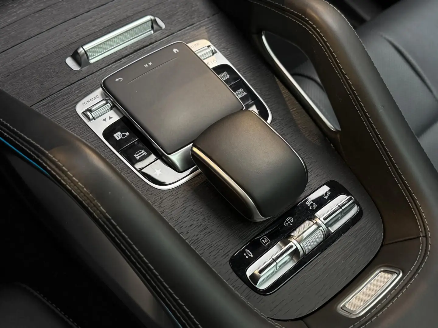 GLE 400 d 4Matic AMG*E-Aktive*Pano*HuD*StHzg*AHK