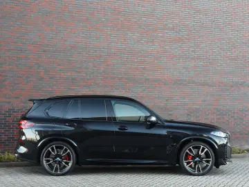 X5 50e xDrive   M-Performance - Pano - AHK - B&W