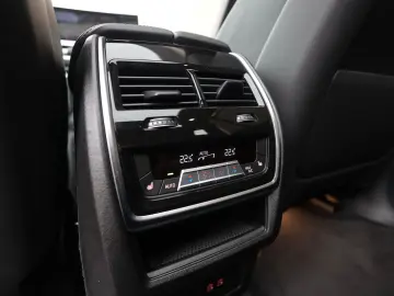 X5 50e xDrive   M-Performance - Pano - AHK - B&W