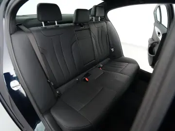 BMW 520d xDrive Limousine (M-Sport Navi HUD ACC )