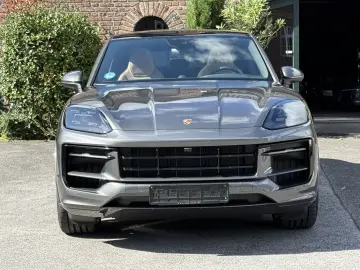 Cayenne E-Hybrid Coupe BEIFAHRERDISPLAY*SPORTDES