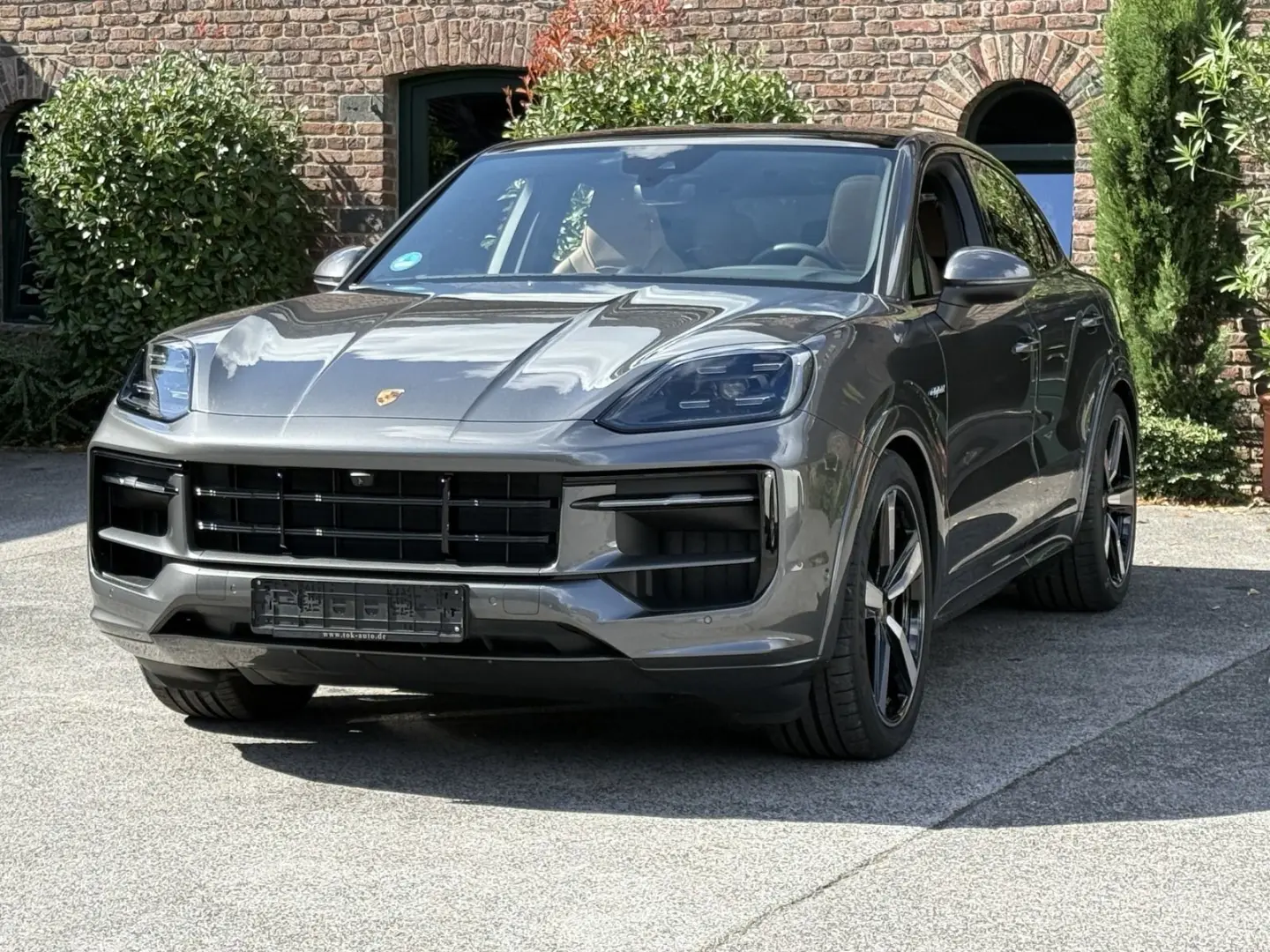 Cayenne E-Hybrid Coupe BEIFAHRERDISPLAY*SPORTDES