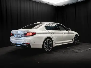 BMW 545e xDrive M Sport INNOVATION LASER MERINO
