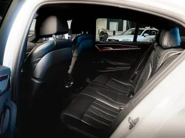 BMW 545e xDrive M Sport INNOVATION LASER MERINO