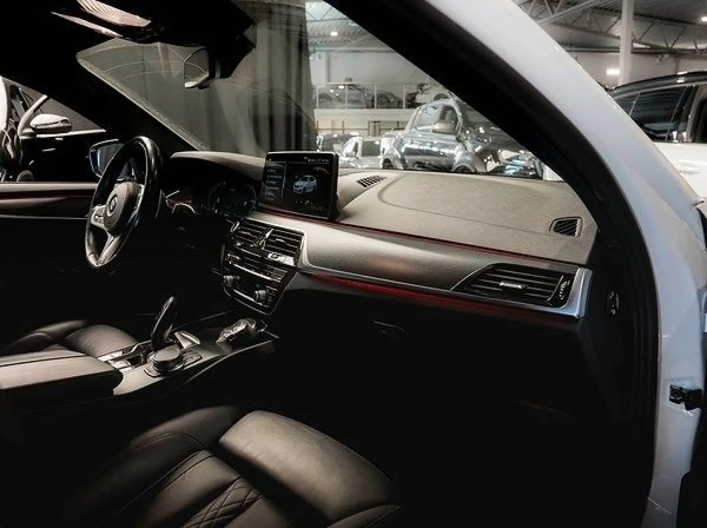 BMW 545e xDrive M Sport INNOVATION LASER MERINO