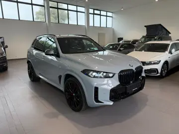 X5 xDrive 30d M-SPORT PANO/LUFT/22''/AHK/7 SITZE