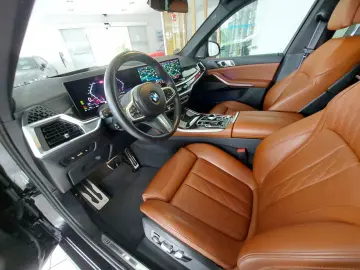 xDrive30d M SPORT PRO AHK PANORAMA LUFTFAHRWERK