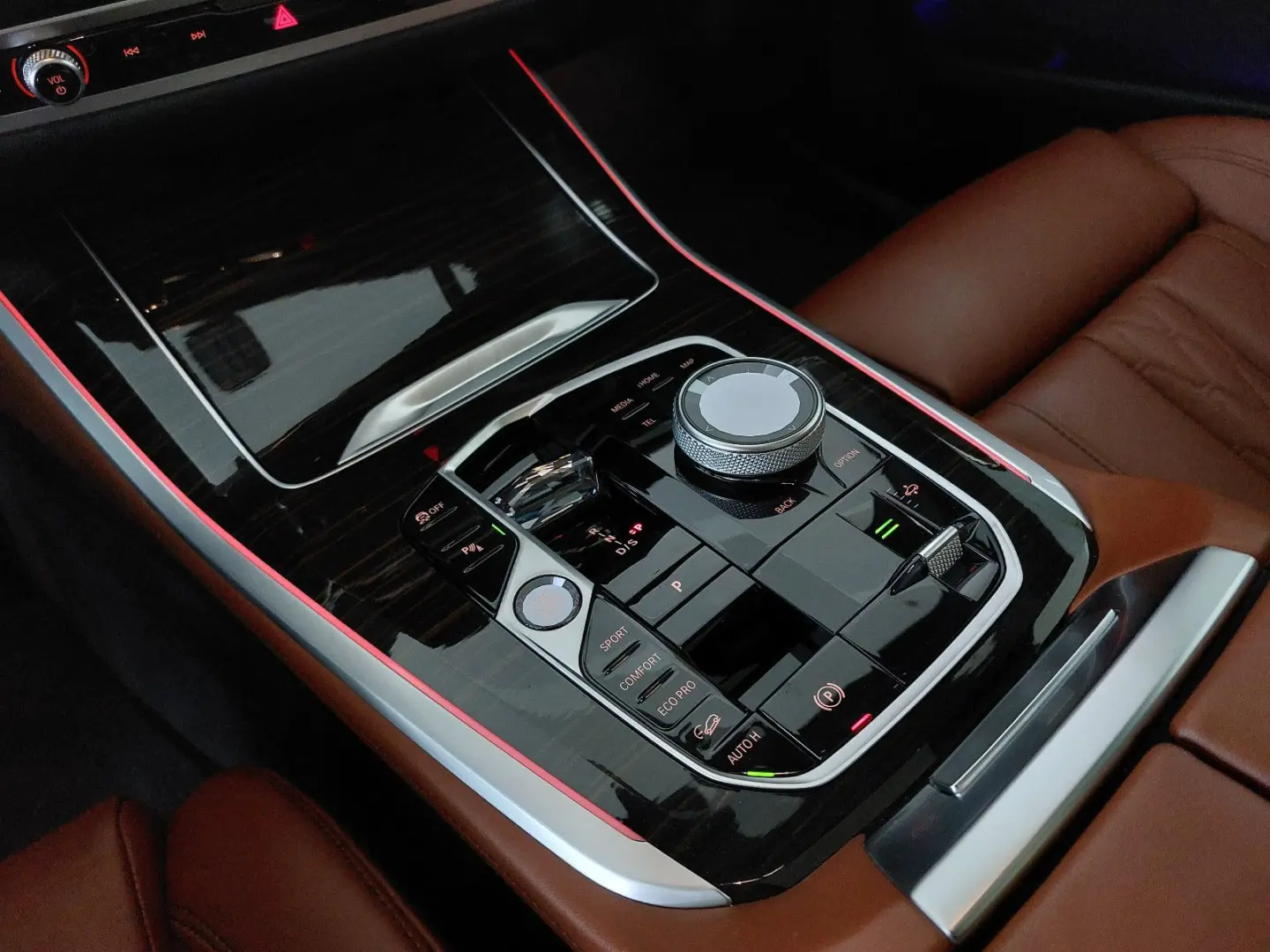 xDrive30d M SPORT PRO AHK PANORAMA LUFTFAHRWERK