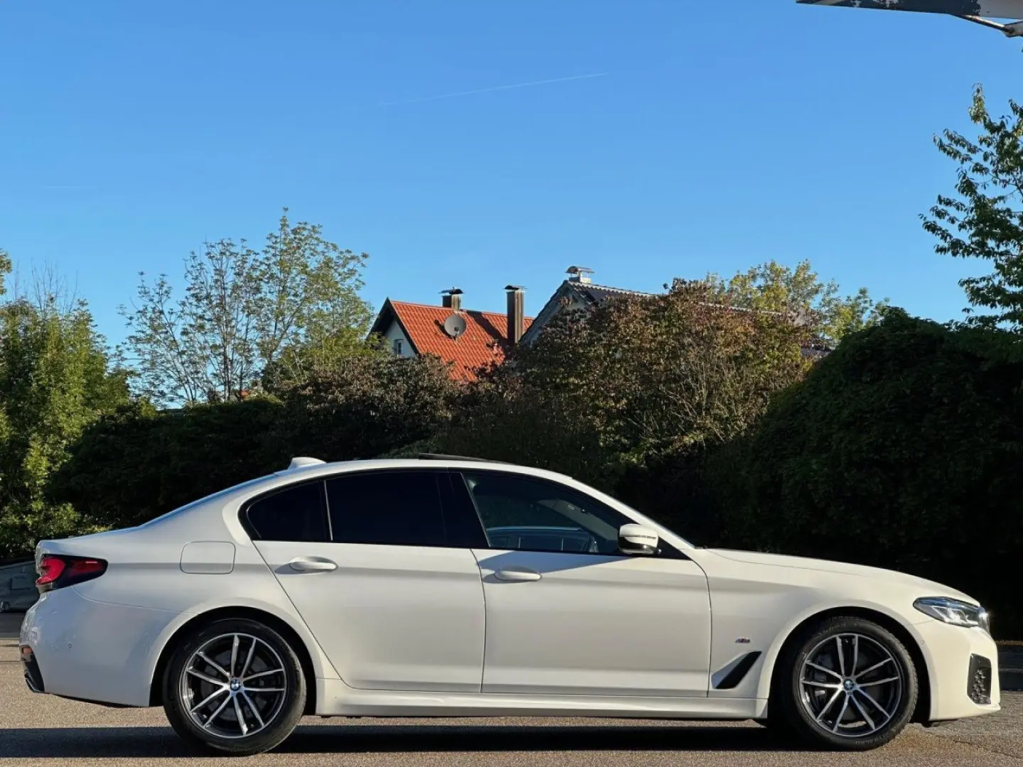 BMW 530d xDrive M Sport Laser HUD ACC