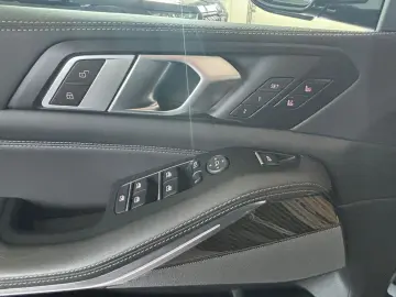 X5 40 d xDrive M Sport Pro/Iconic Glow/HUD/Luft