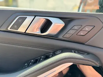 X5 40d xD M SPORT PRO INDIVIDUAL PANO LUFT 22