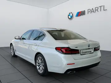 BMW 520d xDrive Limo. LED ACC RFK Massage