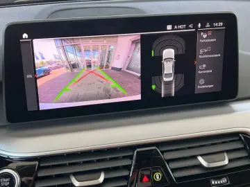 BMW 520d xDrive Limo. LED ACC RFK Massage