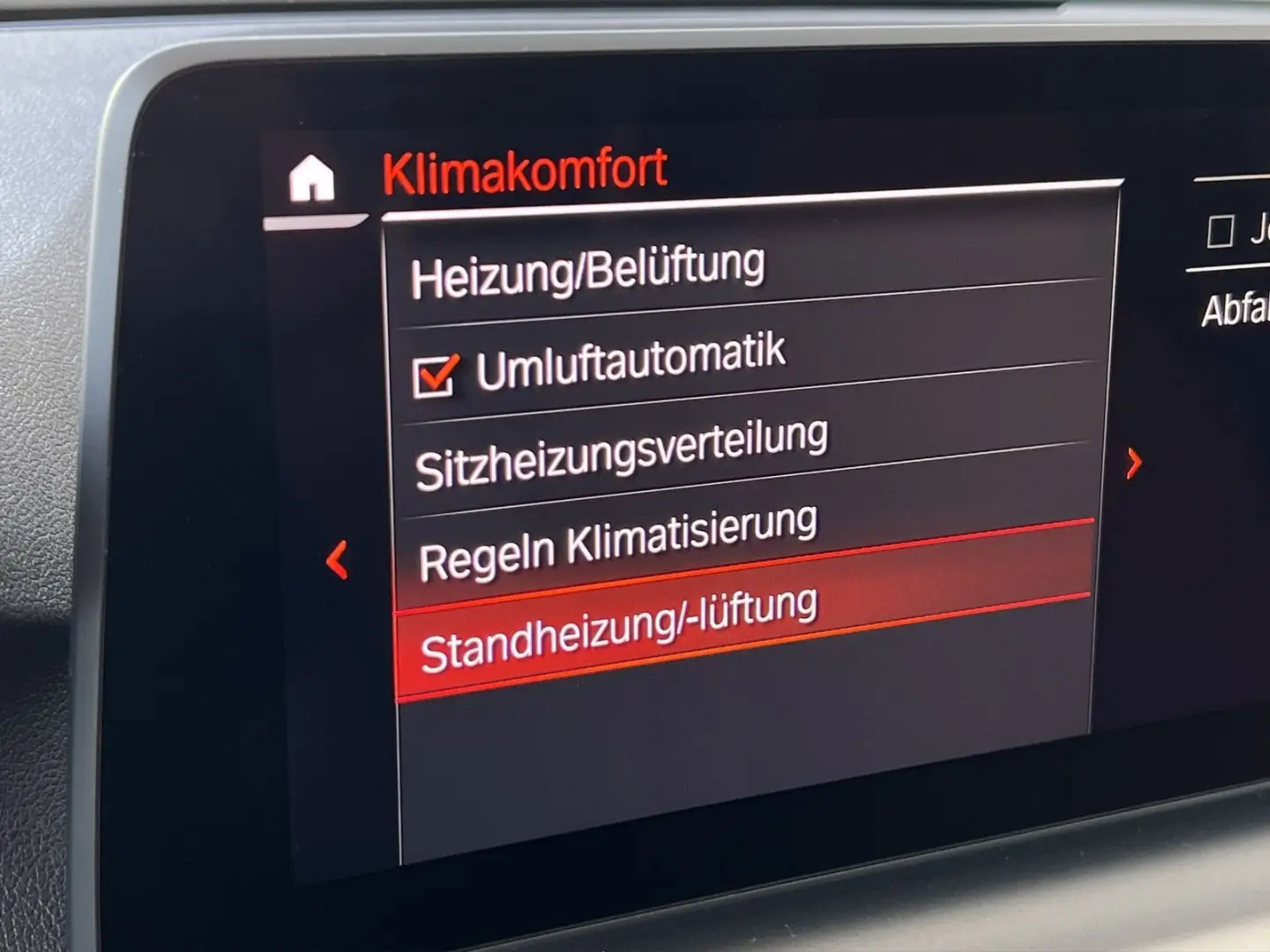 BMW 520d xDrive Limo. LED ACC RFK Massage