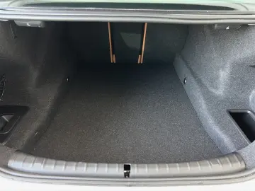 BMW 520d xDrive Limo. LED ACC RFK Massage