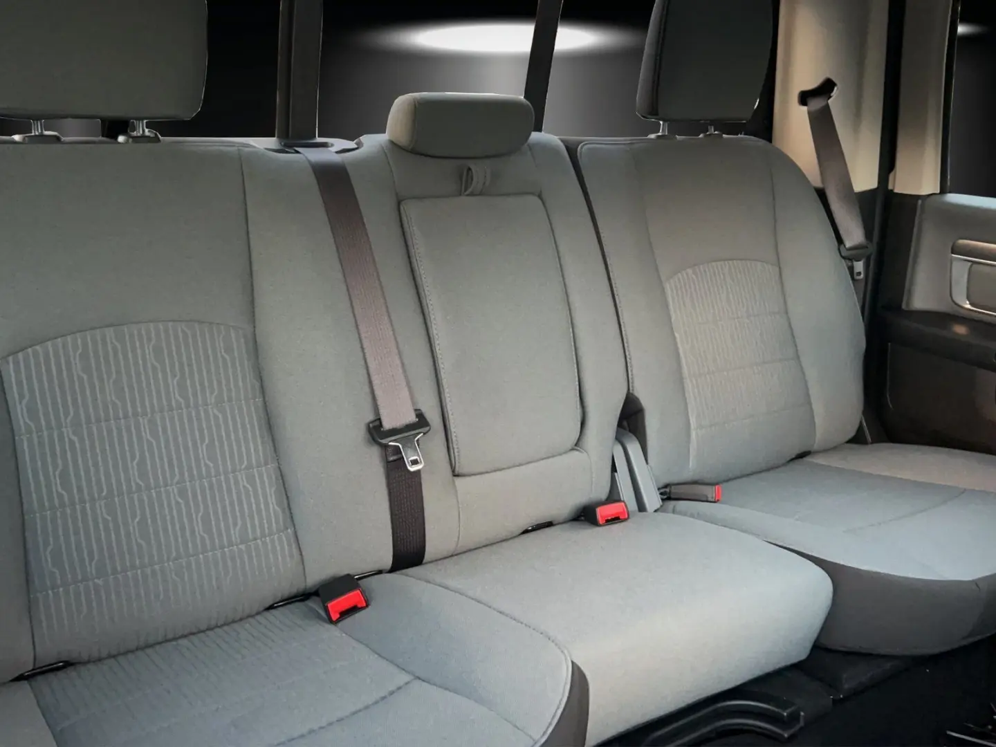RAM 1500 Crew Cab Classic Black LPG/LED/AHK 3500