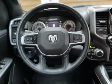 RAM 1500 BTS Night Edition 5,7 4x4 AHK LPG