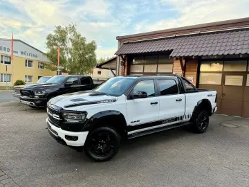 LONGBED*V8*SPORT*LIFT*4X4*AHK*OFFROAD*GARANTIE