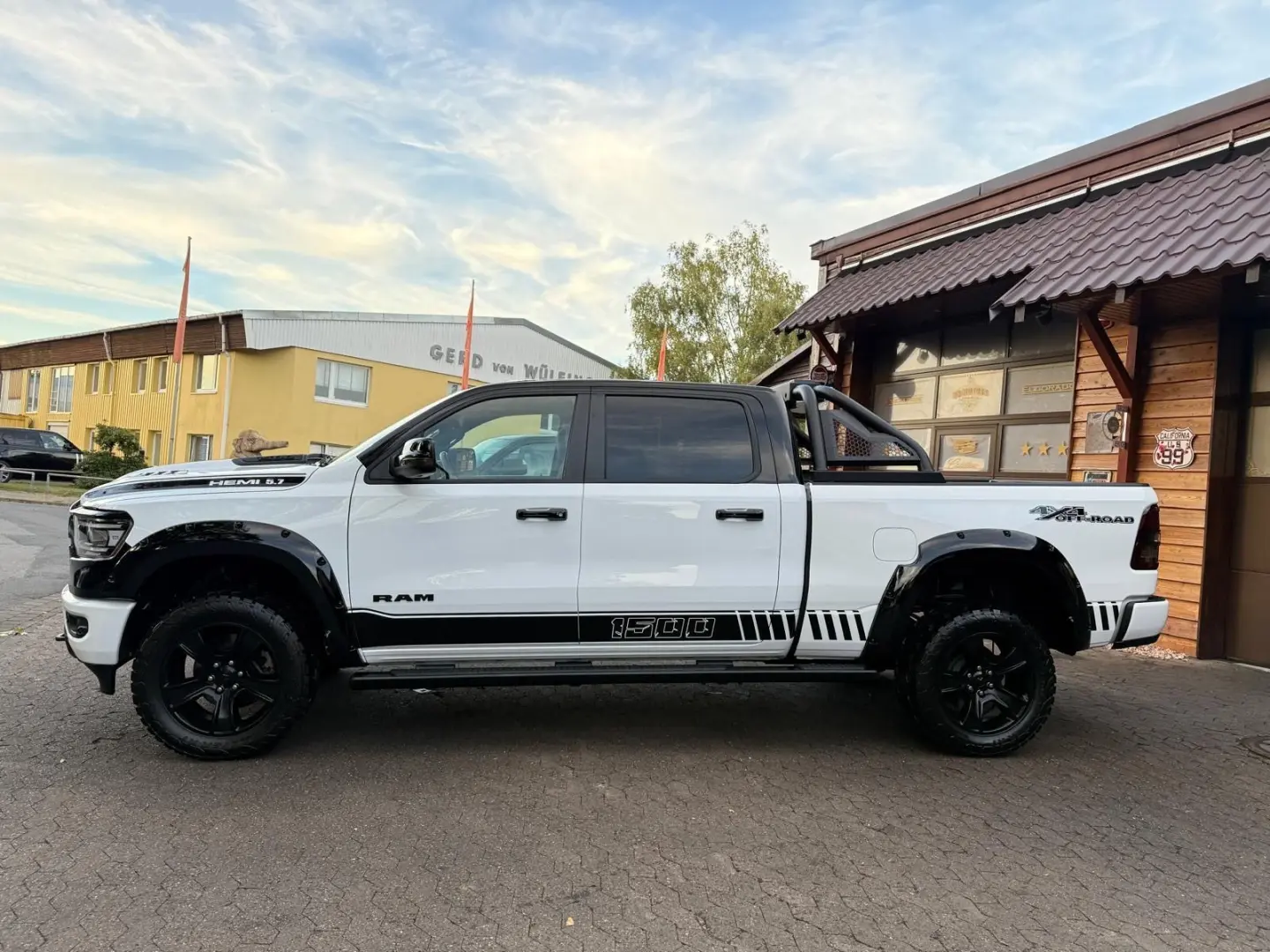 LONGBED*V8*SPORT*LIFT*4X4*AHK*OFFROAD*GARANTIE