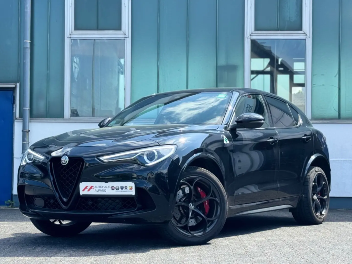 Stelvio Quadrifoglio Q4 NAVI KAMERA ALU SITZH