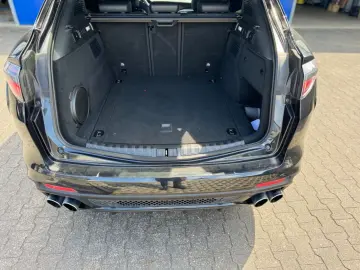 Stelvio Quadrifoglio Q4 NAVI KAMERA ALU SITZH